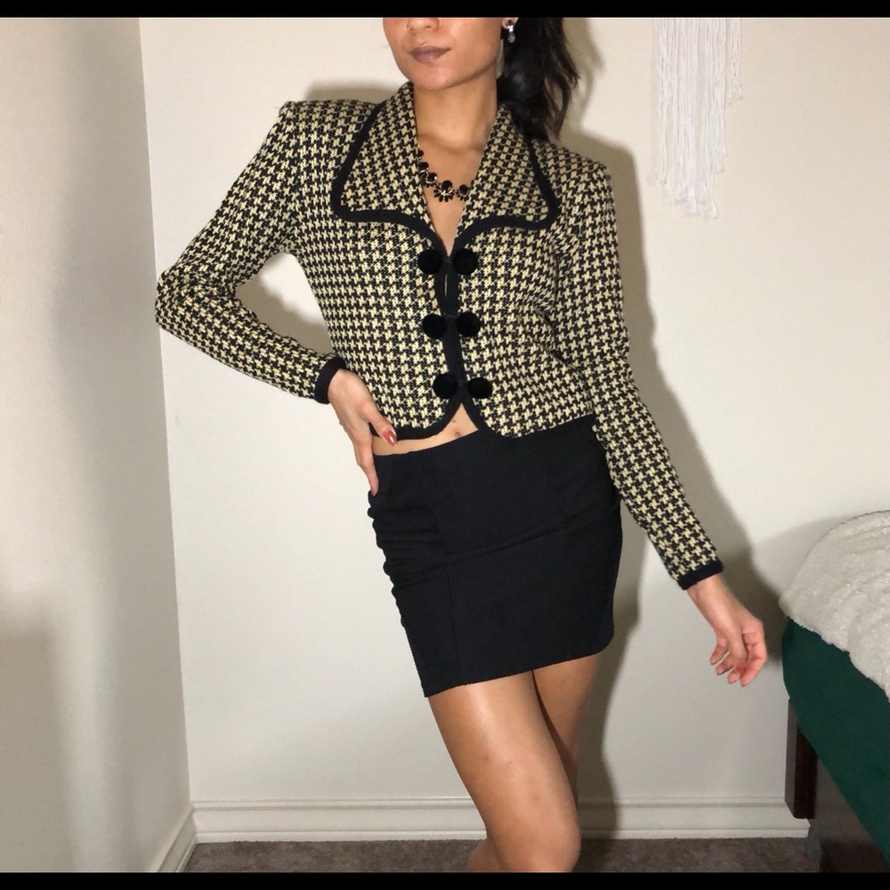 Shoulder pad squared print dress coat.